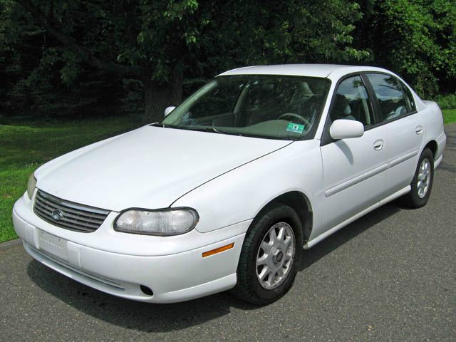 1997 Chevrolet Malibu Base