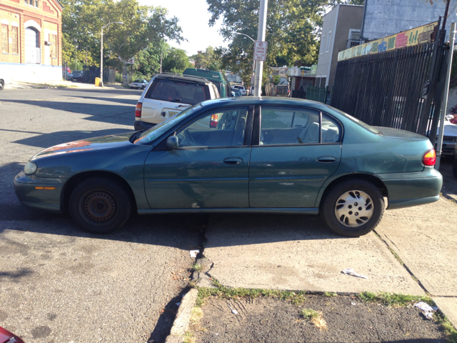 1998 Chevrolet Malibu Base