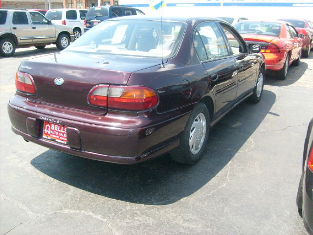 1999 Chevrolet Malibu Base