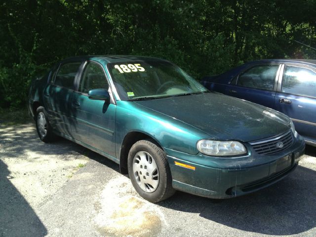 1999 Chevrolet Malibu Base