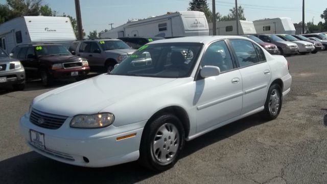 1999 Chevrolet Malibu Base