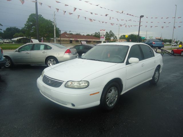 1999 Chevrolet Malibu Base