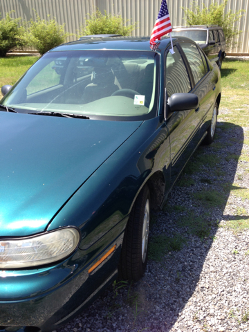 2000 Chevrolet Malibu Base