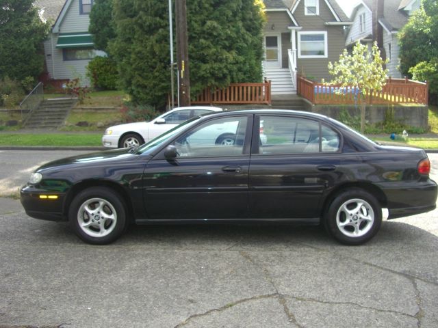 2000 Chevrolet Malibu Base