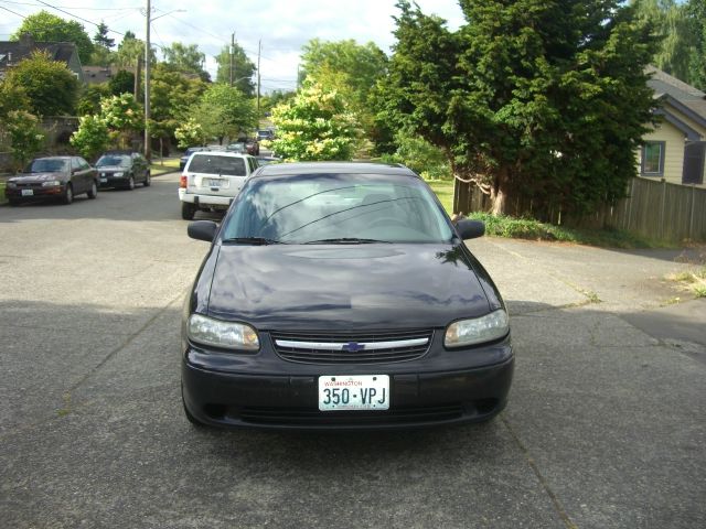 2000 Chevrolet Malibu Base