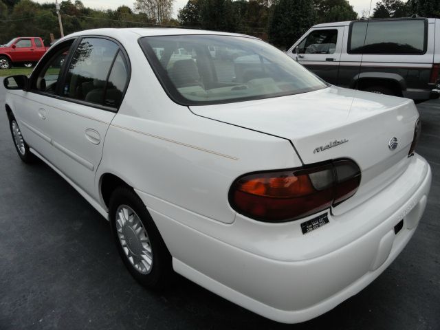 2000 Chevrolet Malibu Base