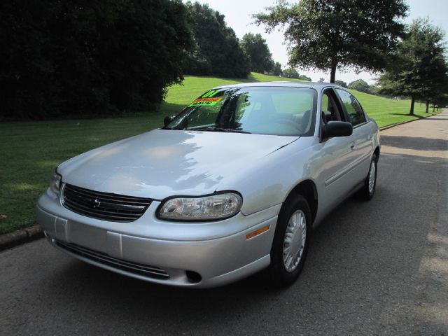 2001 Chevrolet Malibu Base