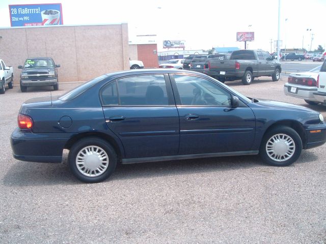 2001 Chevrolet Malibu Base