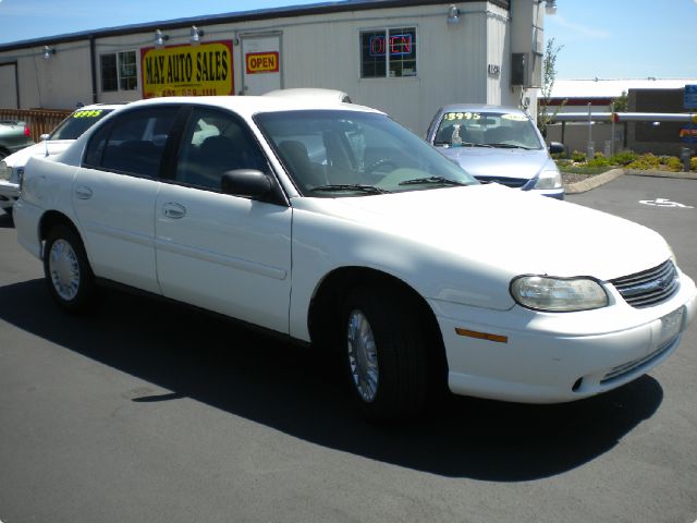 2001 Chevrolet Malibu Base