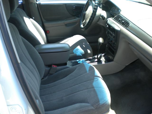 2001 Chevrolet Malibu Base