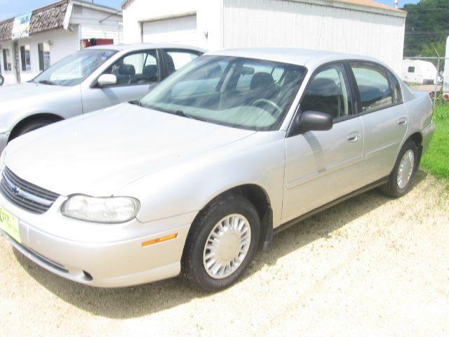 2001 Chevrolet Malibu Base