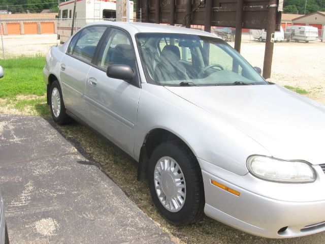 2001 Chevrolet Malibu Base