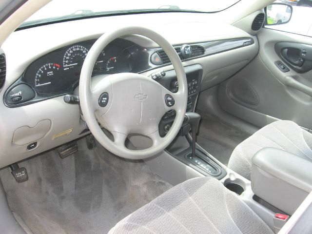 2001 Chevrolet Malibu Base