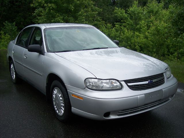 2001 Chevrolet Malibu Base