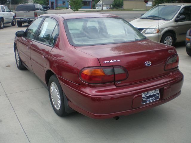 2002 Chevrolet Malibu Base