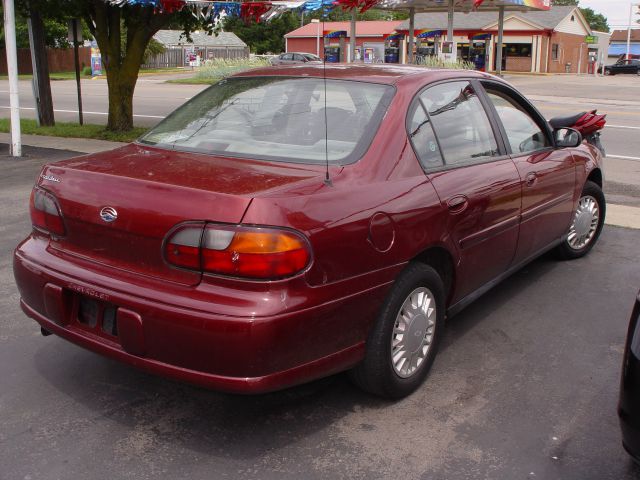 2002 Chevrolet Malibu Base