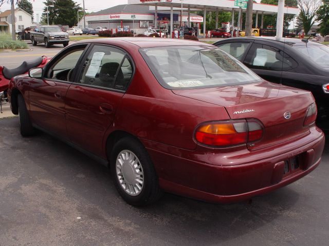 2002 Chevrolet Malibu Base