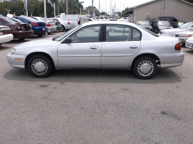 2002 Chevrolet Malibu Base