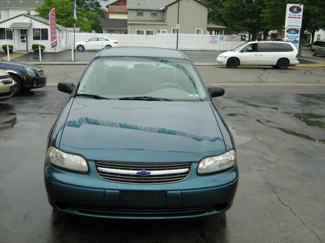 2002 Chevrolet Malibu Base