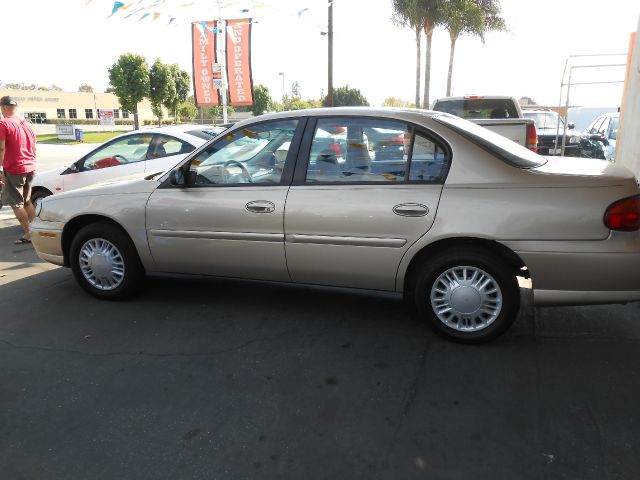 2002 Chevrolet Malibu Base