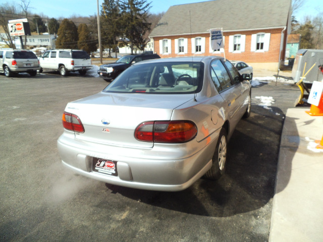 2002 Chevrolet Malibu Base