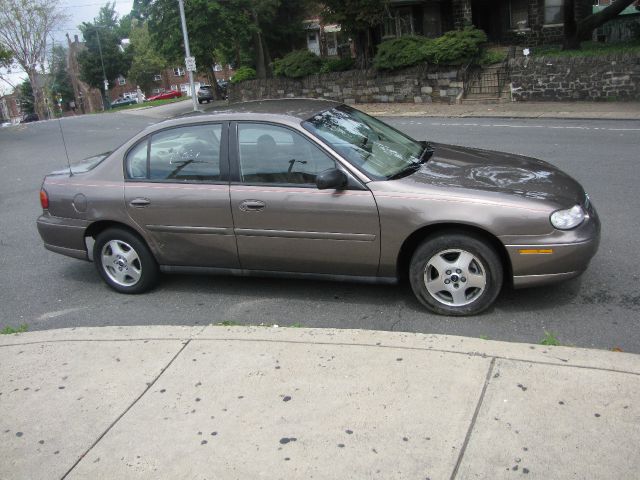 2002 Chevrolet Malibu Base