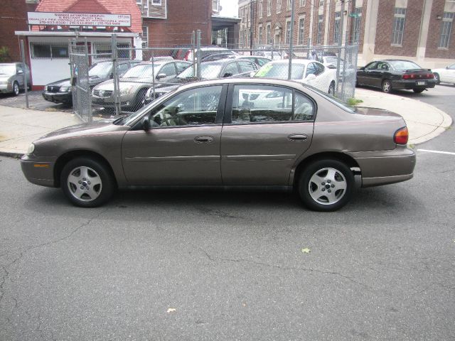 2002 Chevrolet Malibu Base