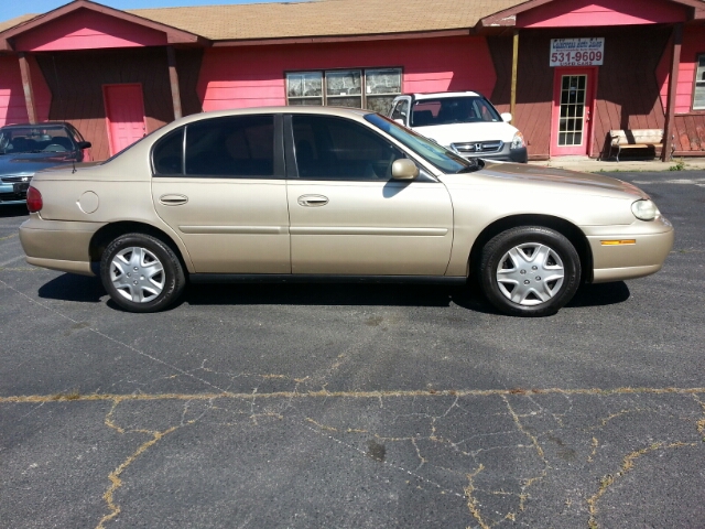 2002 Chevrolet Malibu Base