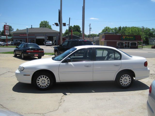 2003 Chevrolet Malibu Base