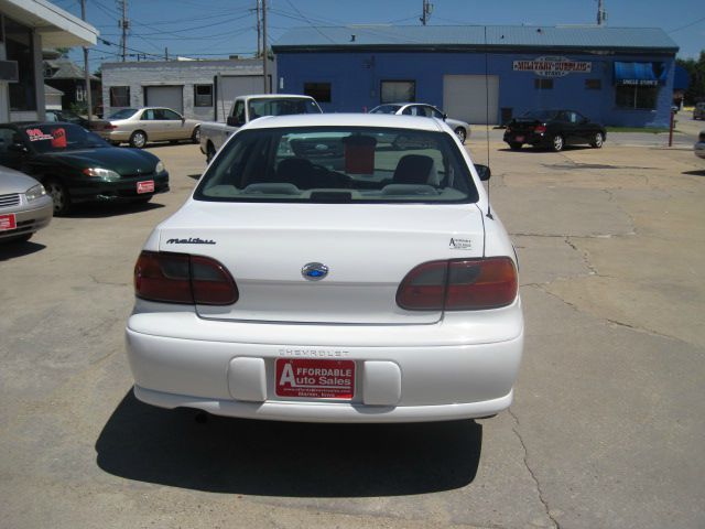 2003 Chevrolet Malibu Base