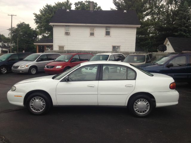 2003 Chevrolet Malibu Base