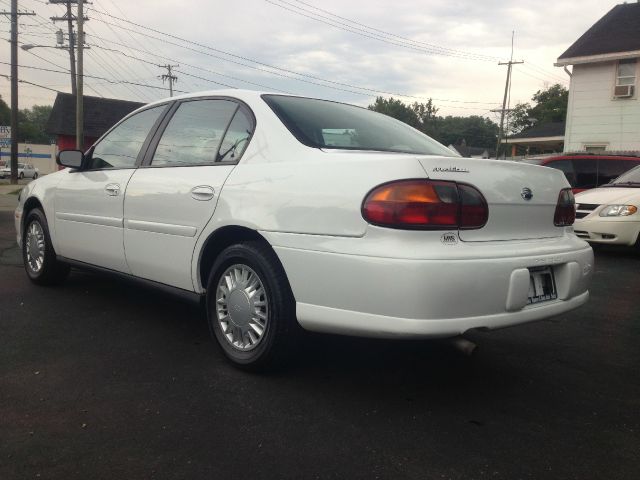 2003 Chevrolet Malibu Base