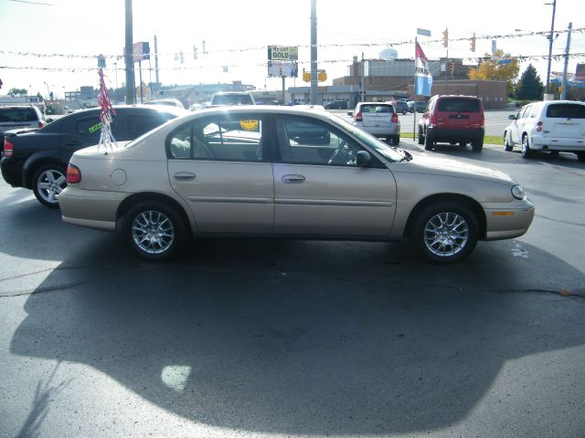 2003 Chevrolet Malibu Base