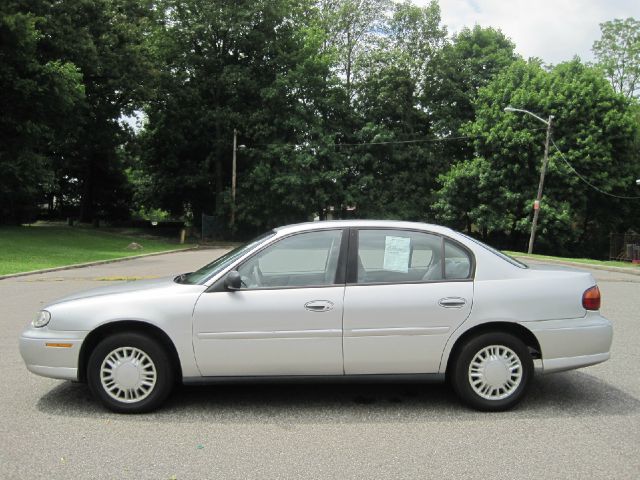 2003 Chevrolet Malibu Base