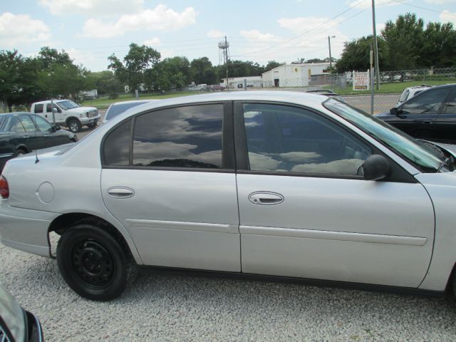 2003 Chevrolet Malibu Base