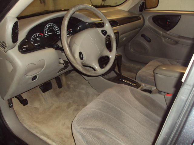 2003 Chevrolet Malibu Base