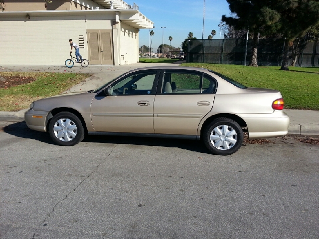 2003 Chevrolet Malibu Base