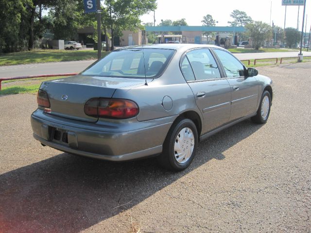 2003 Chevrolet Malibu Base