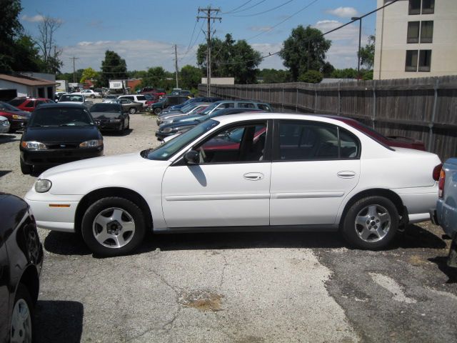 2003 Chevrolet Malibu Base