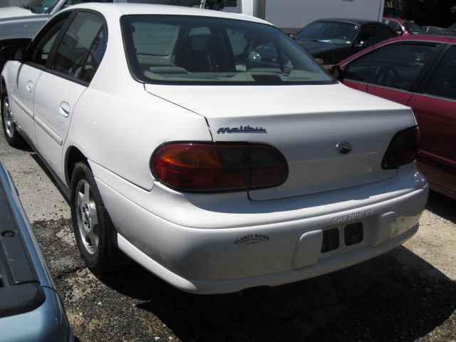 2003 Chevrolet Malibu Base