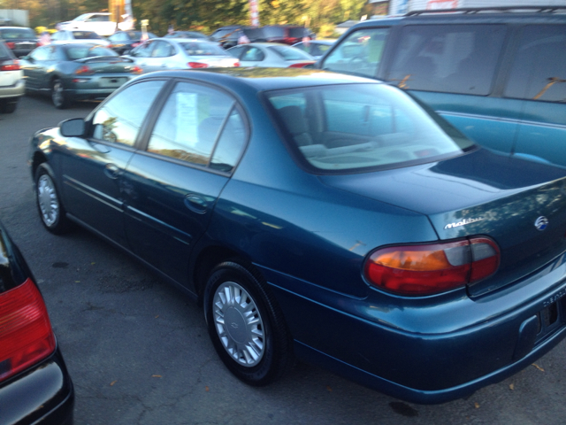 2003 Chevrolet Malibu Base