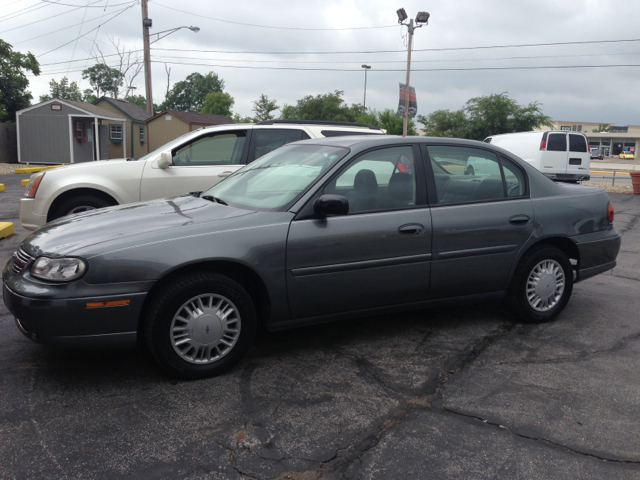 2003 Chevrolet Malibu Base