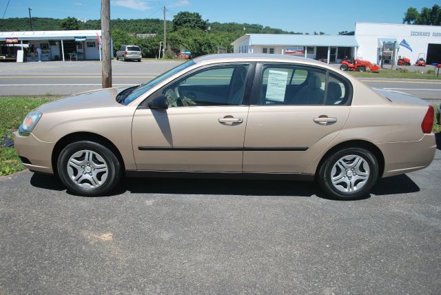 2004 Chevrolet Malibu Base