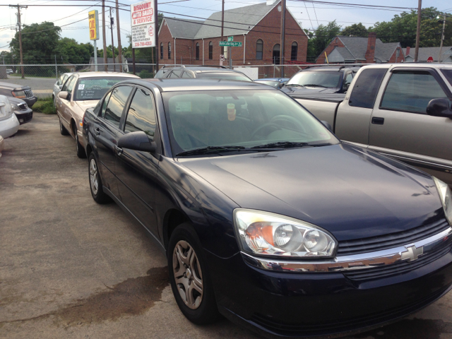 2004 Chevrolet Malibu Base