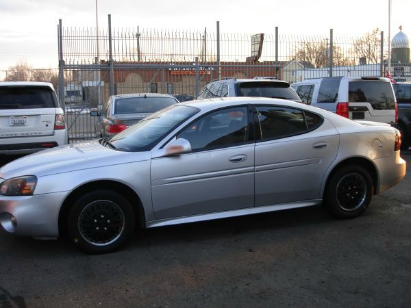 2004 Chevrolet Malibu Base