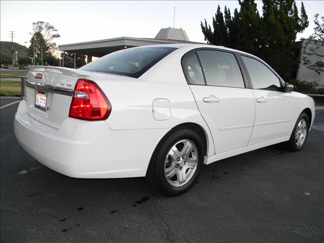 2004 Chevrolet Malibu SEL 2WD Sedan