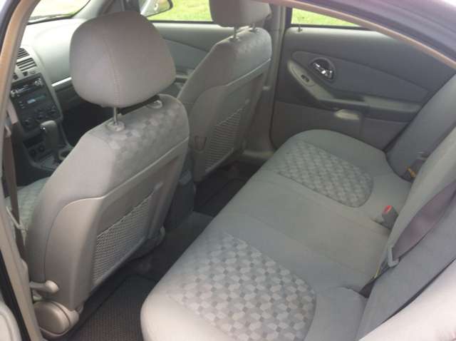 2004 Chevrolet Malibu Base