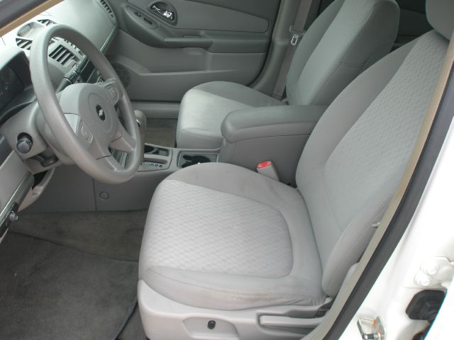 2005 Chevrolet Malibu Base