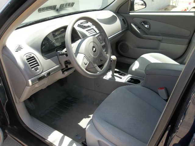 2005 Chevrolet Malibu Base