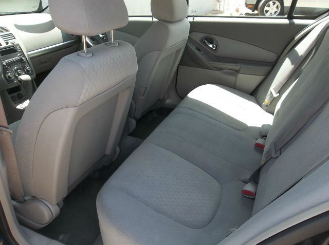 2005 Chevrolet Malibu Base